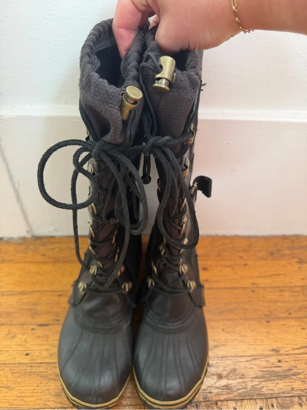 Women's Sorel Black Lace-Up Winter Boots